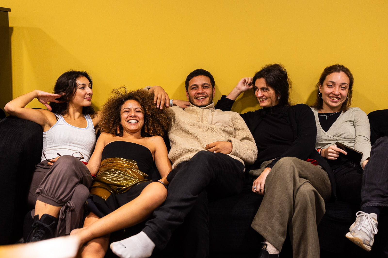 Liliane Chlela, Radwan Ghazi Moumneh and the members of Flare Quartet sitting or standing next to each other